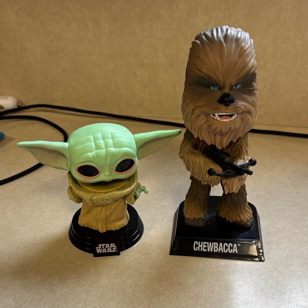 FUNKO STAR WARS 2015 CHEWBACCA & 2020 Mandalorians GROGU Bobble Head Figure Lot